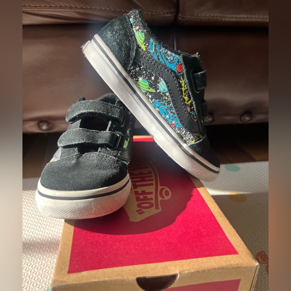 Vans Toddler Old Skool V Cosmic Glow Shoes - Toddler - Size 9.5 - Picture 7 of 10